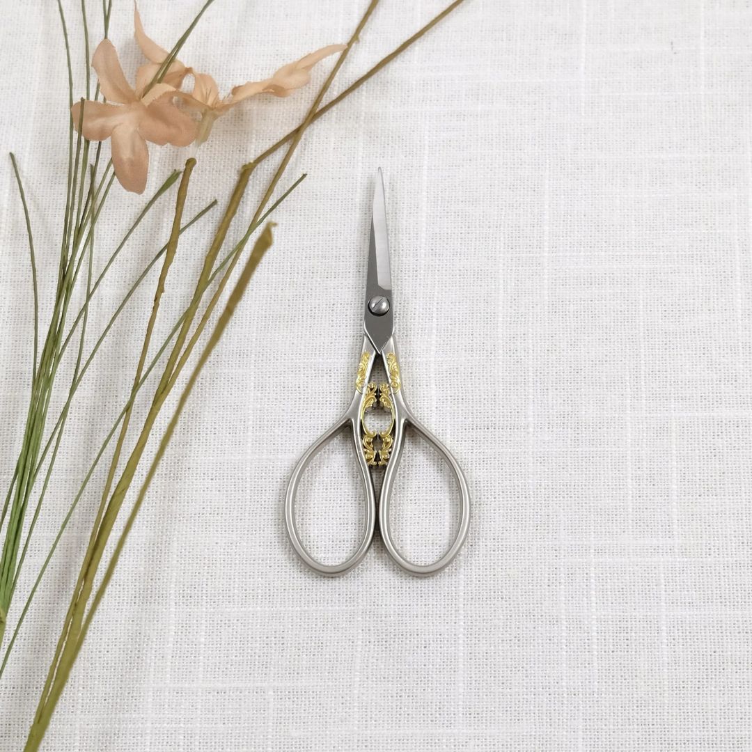 Broderisaks – blondeslør - Strikkeredet Design - Annet strikketilbehør