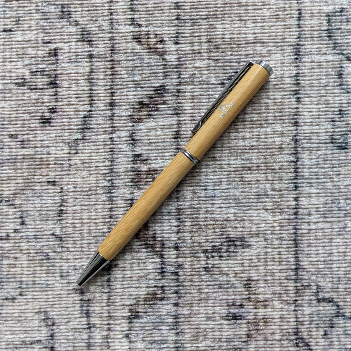 Bambuspenn fra Thread & Maple i bruk