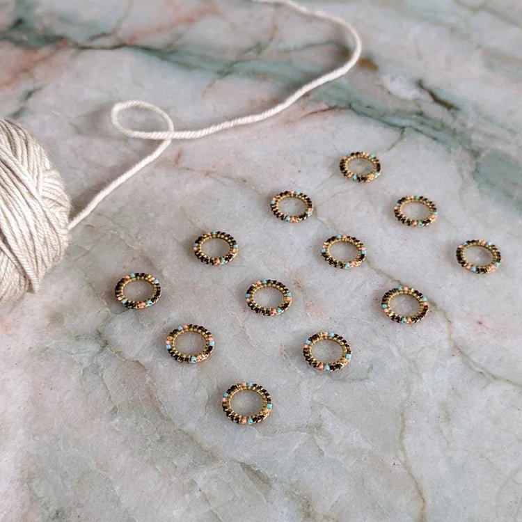 Maskemarkører – ring – glassperler – Thread & Maple - Strikkeredet Design - Annet strikketilbehør