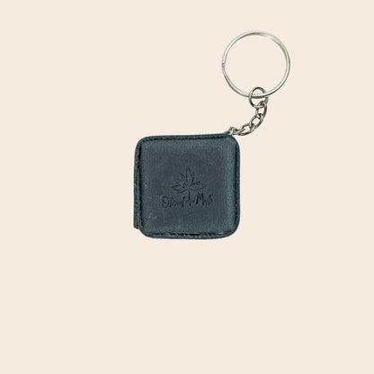 Mini-målebånd i skinn – liten og superpraktisk!