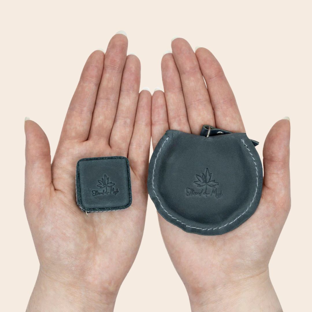 Mini-målebånd i skinn – liten og superpraktisk!