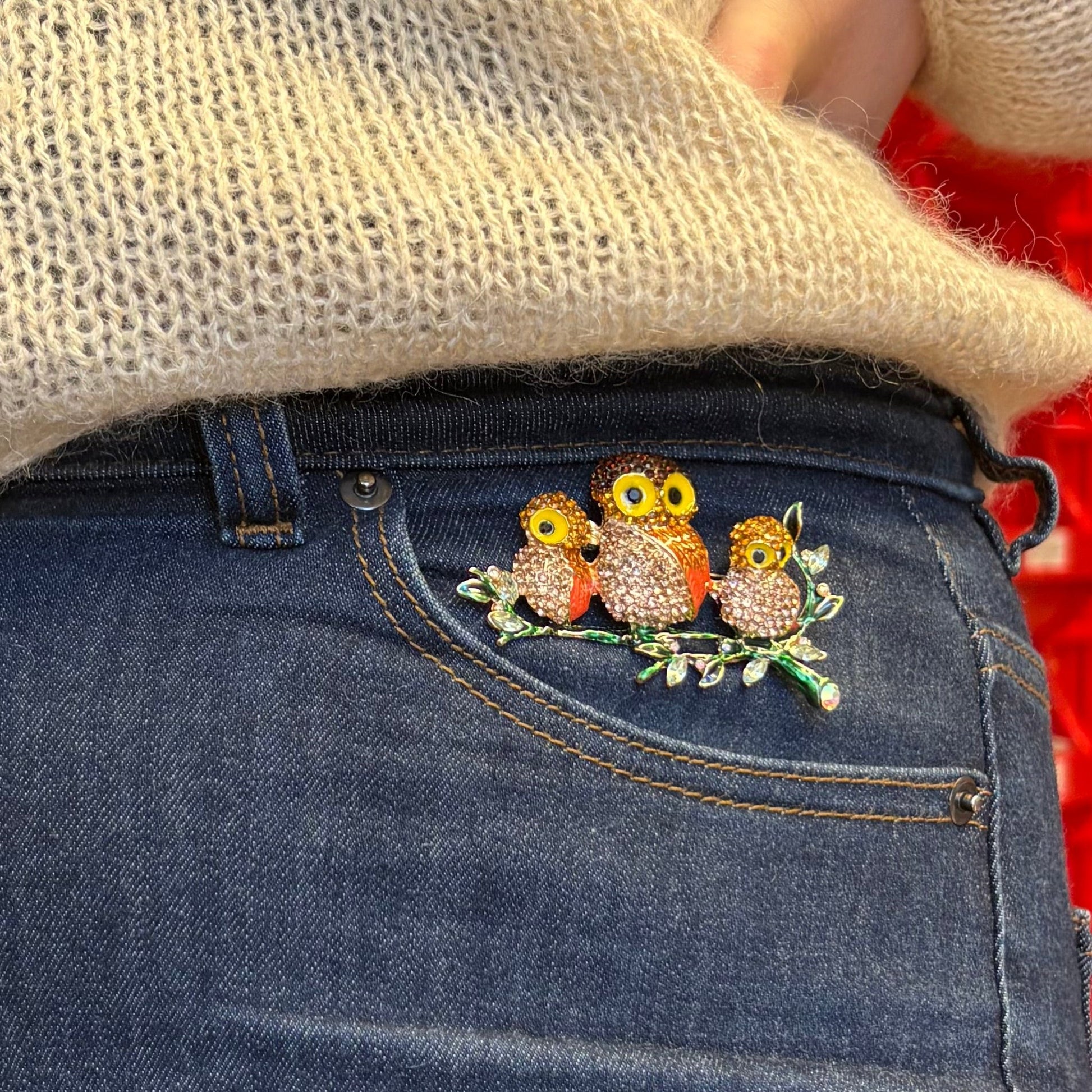 Brosje – Ugletrio - Strikkeredet Design - Brosje