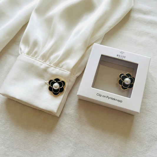 Clip on pynteknapper H – Sort eleganse (par) - Strikkeredet Design - Pynteknapper