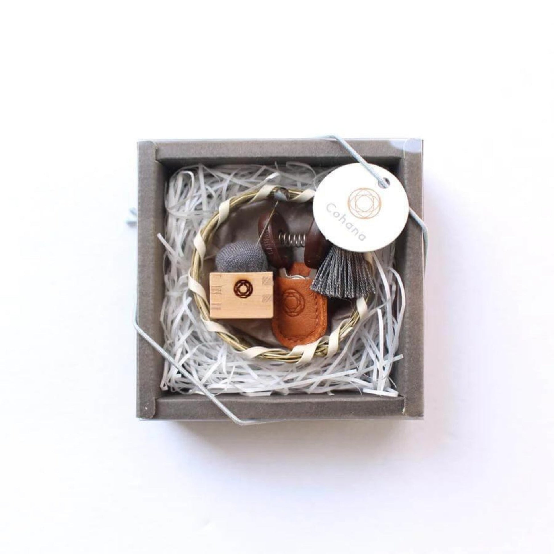 Cohana Mini - gavesett – Minisaks og Mini Masu nålepute - populært, vakkert og funksjonelt! - Strikkeredet Design - Cohana hobbyverktøy