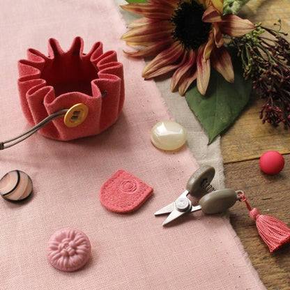 Cohana Seki minisaks og Himeji skinnpose - sett - vakkert gavesett - Strikkeredet Design - Cohana hobbyverktøy