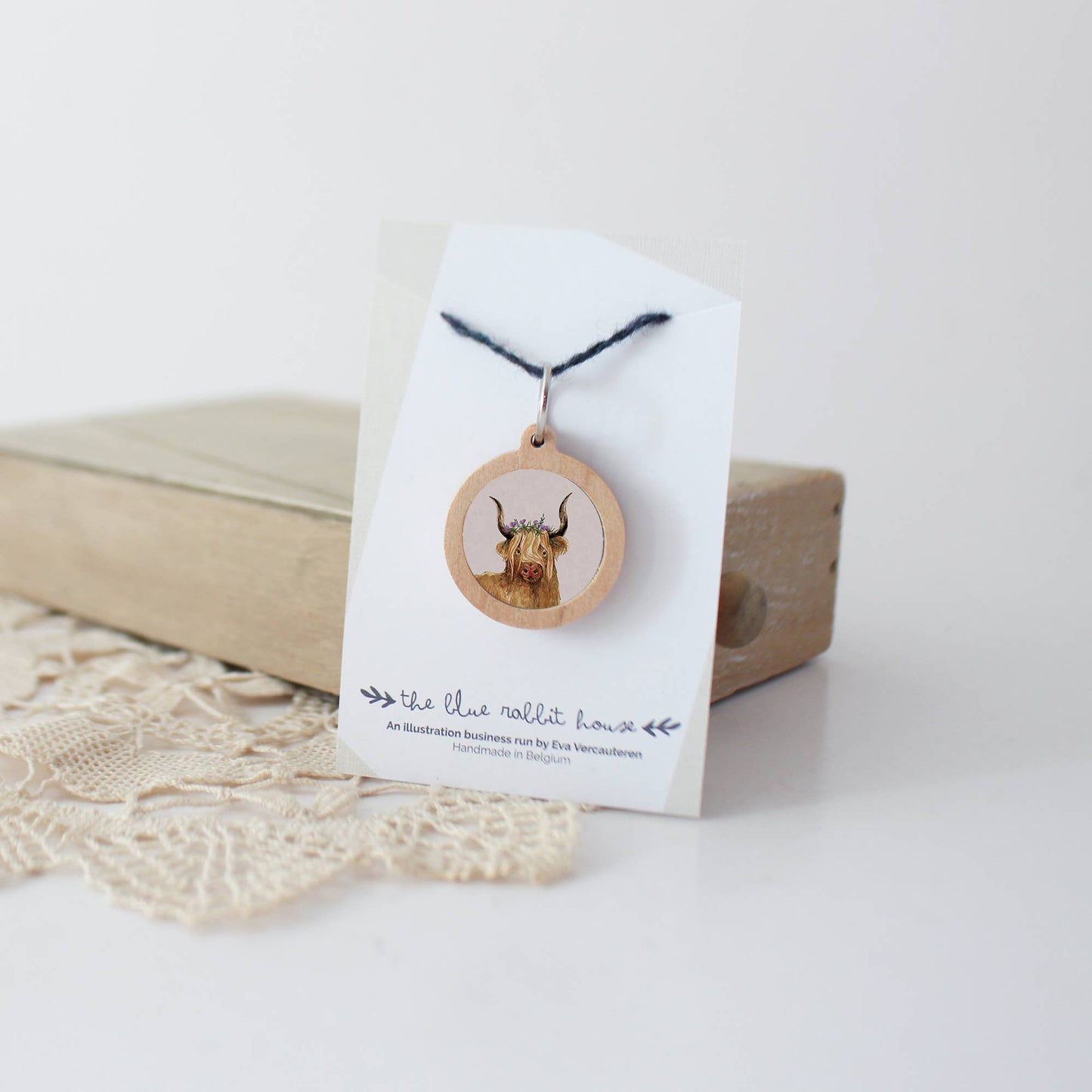 Fiona the Highland Cow – Maskemarkør – The Blue Rabbit House - Strikkeredet Design -