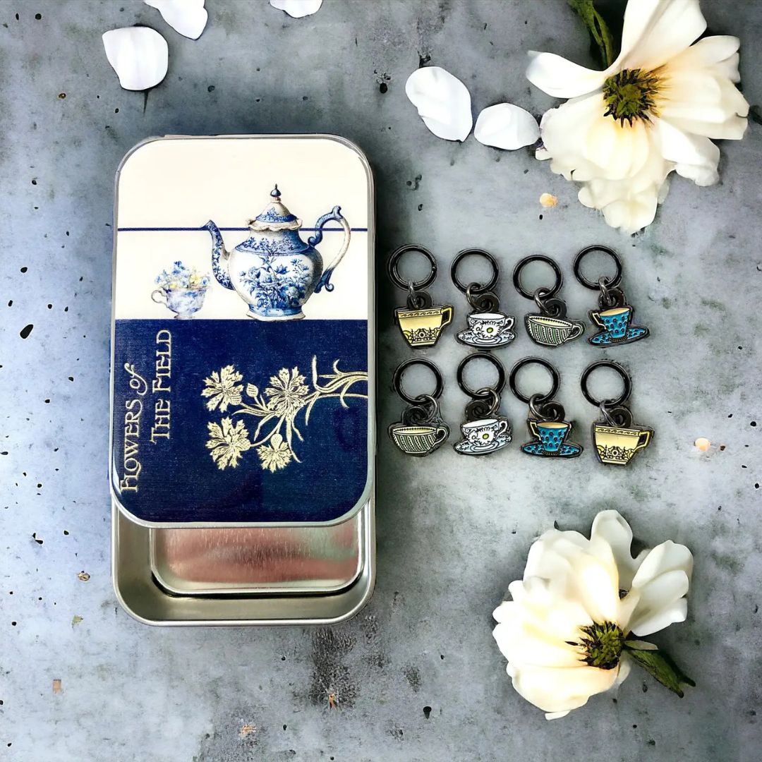 Firefly Notes metallboks – Tea set - Strikkeredet Design - Firefly notes