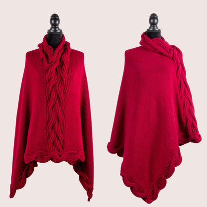 Frosty Waves Poncho - en elegant og feminin poncho til voksen og ungdom - Strikkeredet Design - Strikkeoppskrift