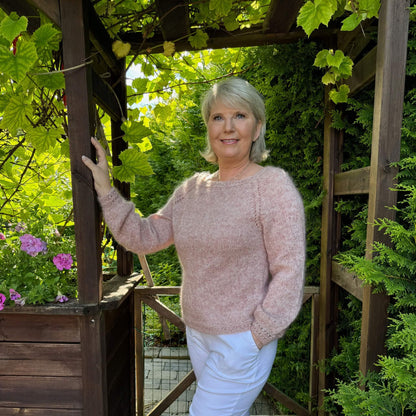 Hverdagslykkegenser - voksen - Strikkeredet Design - 