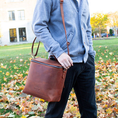 Justerbar ryggsekk og veske i ekte lær - Strikkeredet Design - Veske i ekte lær