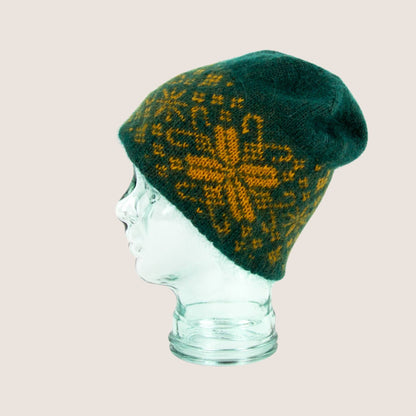 Lines Lue – varm og myk lue med picotkant og dobbelt lag over ørene - Strikkeredet Design - Strikkeoppskrift