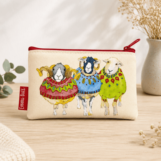 Liten tilbehørsveske – Sheep In Sweaters – Emma Ball - Strikkeredet Design -