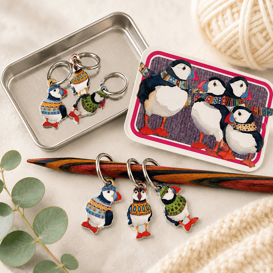 Maskemarkører i boks – ring – Woolly Puffins (figur) – Emma Ball - Strikkeredet Design - Strikketilbehør