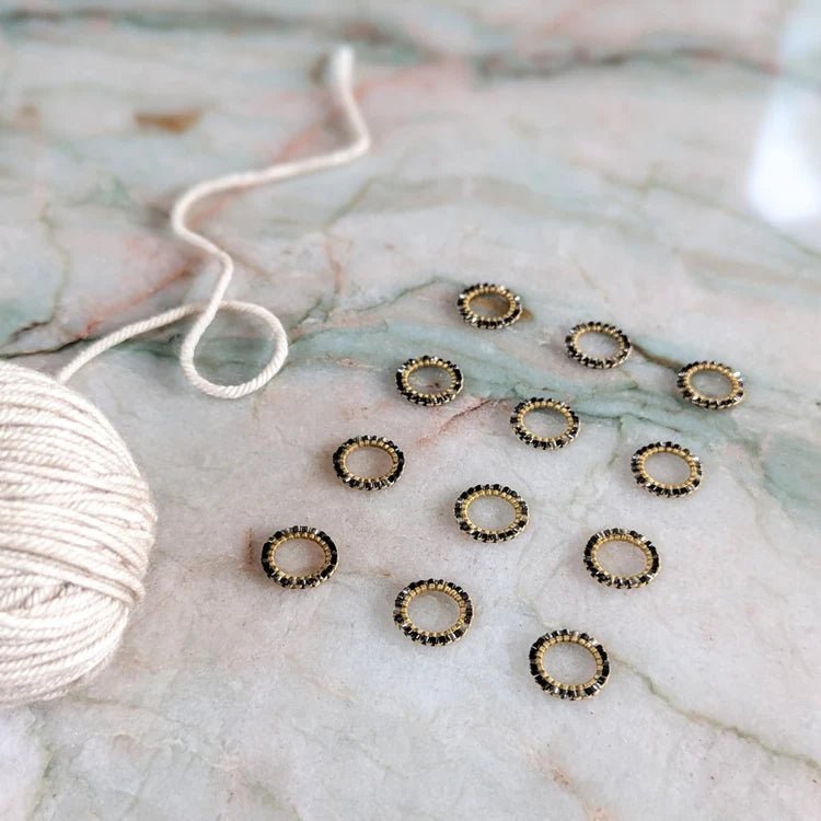 Maskemarkører – ring – glassperler – Thread & Maple - Strikkeredet Design - Annet strikketilbehør