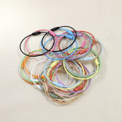 Metallvaier for oppbevaring av maskemarkører - Strikkeredet Design - Annet strikketilbehør