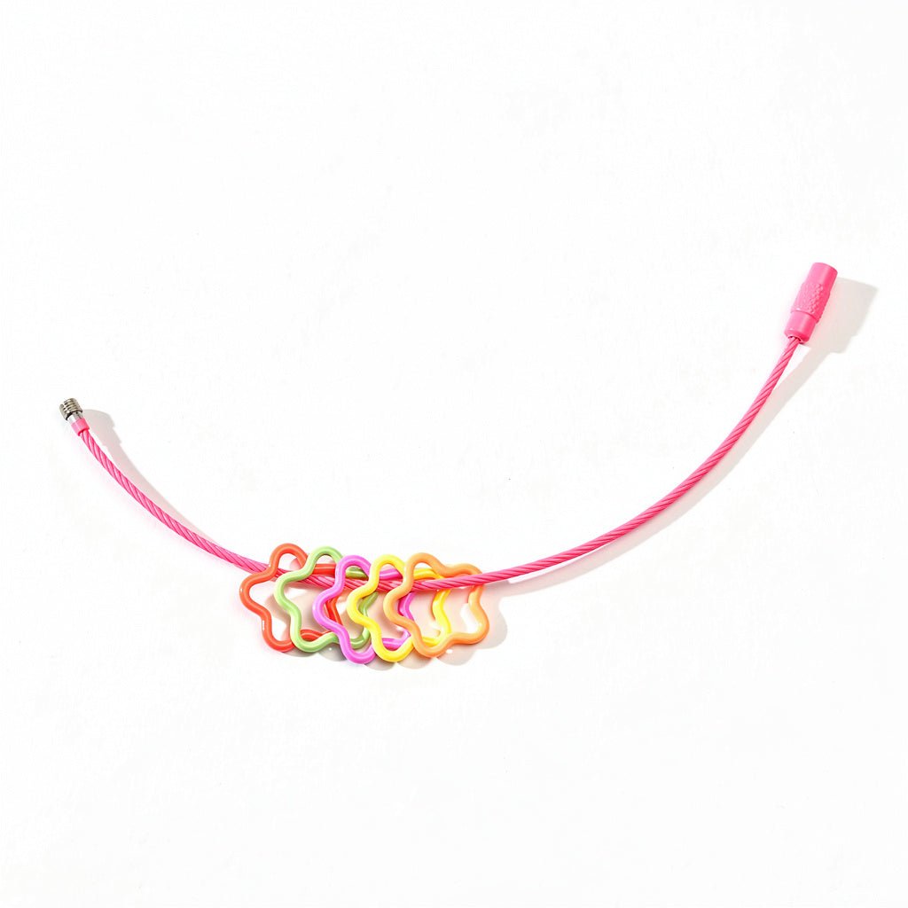 Metallvaier for oppbevaring av maskemarkører - Strikkeredet Design - Annet strikketilbehør