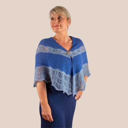 Midtsommerdrøm - elegant sjal med rillestrikk og nydelig hullstrikk - Strikkeredet Design - Strikkeoppskrift