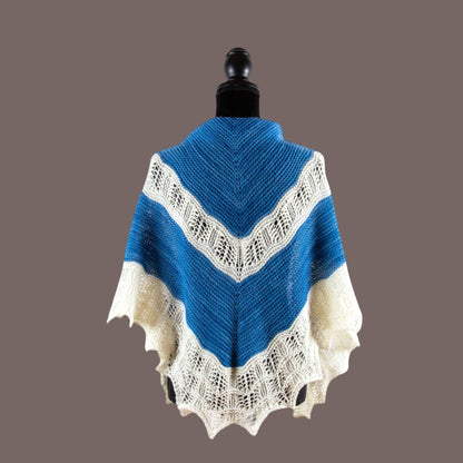 Midtsommerdrøm - elegant sjal med rillestrikk og nydelig hullstrikk - Strikkeredet Design - Strikkeoppskrift