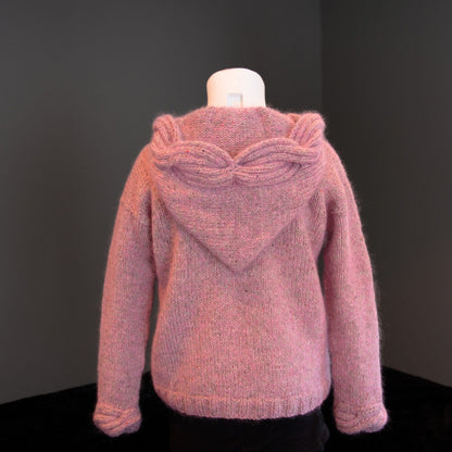 Mini Waves jakke - kjempesøt jakke til barn - Strikkeredet Design - Strikkeoppskrift