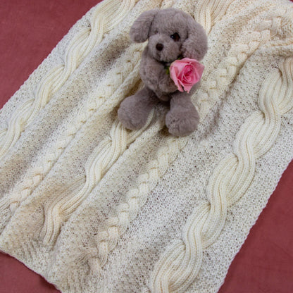 Mykt babyteppe og varmt pledd – to vakre tepper i én oppskrift - Strikkeredet Design - Strikkeoppskrift