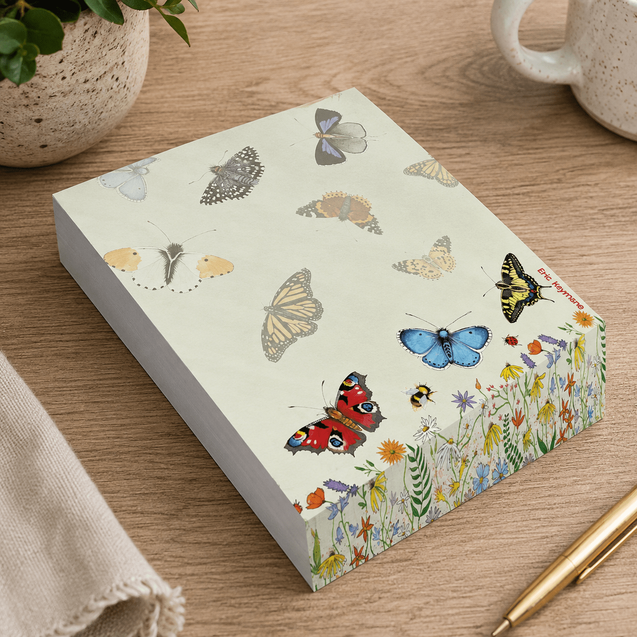 Notatblokk (skrå kant) – butterflies – Emma Ball - Strikkeredet Design -