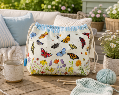 Prosjektveske med snøring – Butterflies – Emma Ball - Strikkeredet Design - Prosjektveske