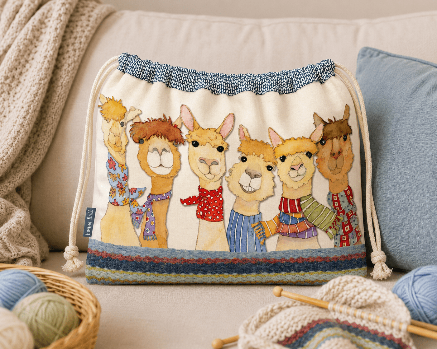 Prosjektveske med snøring – Happy Alpacas – Emma Ball - Strikkeredet Design - Prosjektveske