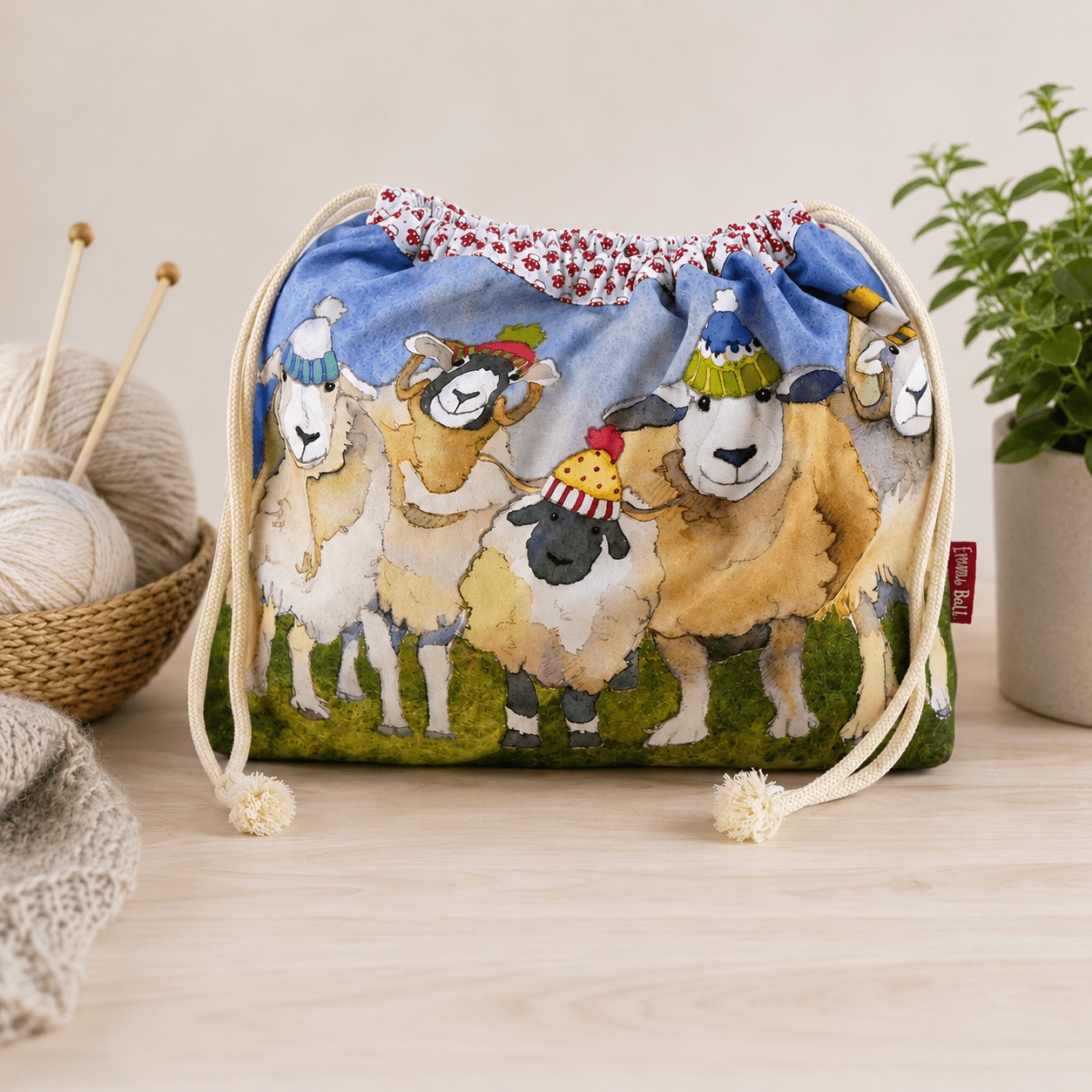 Prosjektveske med snøring – Happy Sheep – Emma Ball - Strikkeredet Design -