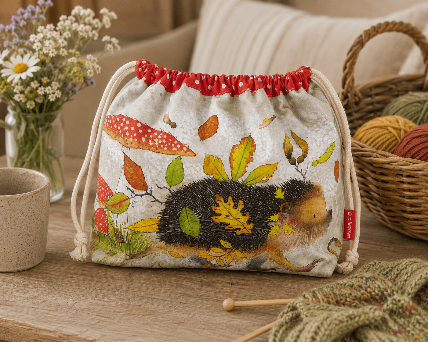 Prosjektveske med snøring – hedgehog – Emma Ball - Strikkeredet Design -