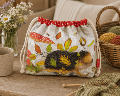 Prosjektveske med snøring – hedgehog – Emma Ball - Strikkeredet Design -
