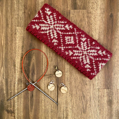 Sofies pannebånd - to varianter i samme oppskrift - Strikkeredet Design - Strikkeoppskrift