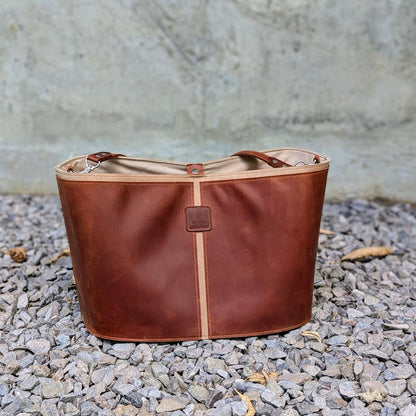 Telescopic Tote – vesken som vokser med prosjektet ditt! - Strikkeredet Design - Veske i ekte lær