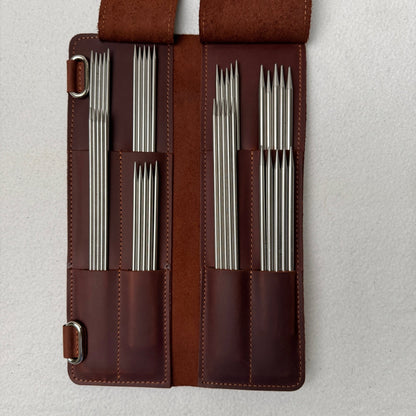 Thread and Maple innleggsmappe for Settpinner/Strømpepinner - Strikkeredet Design - Thread and Maple innleggsmapper for strikkeverktøy