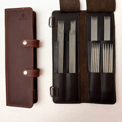 Thread and Maple innleggsmappe for Settpinner/Strømpepinner - Strikkeredet Design - Thread and Maple innleggsmapper for strikkeverktøy