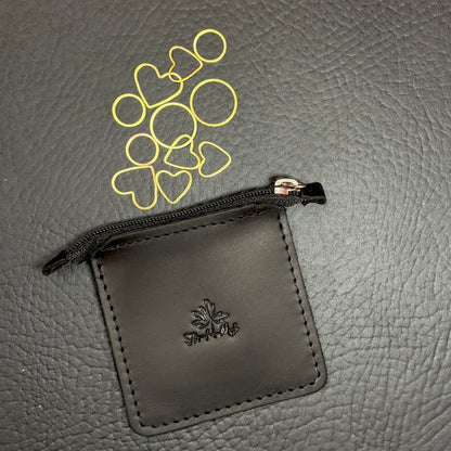 Thread and Maple kompakt veske/pung for maskemarkører og småtilbehør - Strikkeredet Design - Thread and Maple håndlagde lærprodukter