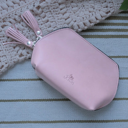 Tilbehørsveske i skinn - Strikkeredet Design - Tilbehørsveske i ekte lær