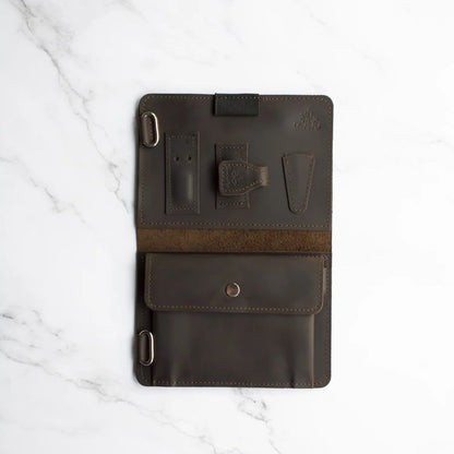 Utstyrsmappe UTEN innhold– oppbevaring for strikkeverktøy – passer ordinær og jumbo perm - Strikkeredet Design - 