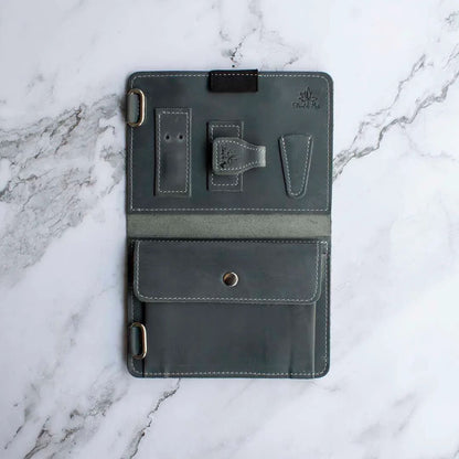 Utstyrsmappe UTEN innhold– oppbevaring for strikkeverktøy – passer ordinær og jumbo perm - Strikkeredet Design - 